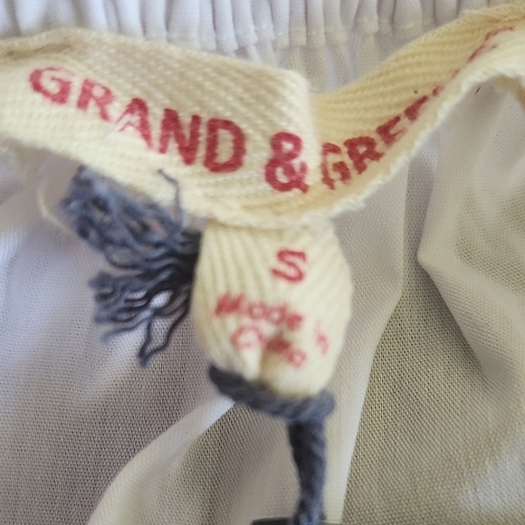 NWT Grand & Greene Embroidered Off Shoulder Boho Top Size Small - Picture 7 of 10